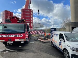 350ton crane to lift and install a new battery technology at East Cowes Power Station
