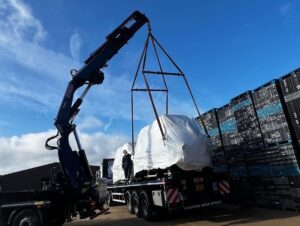 Unloading and installing x2 13tonne chiller/heat pumps with our fassi 660xp