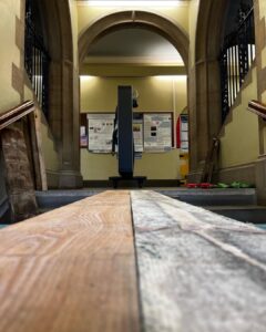 Moving this 400kg optical table down two flights of stairs in university listed building