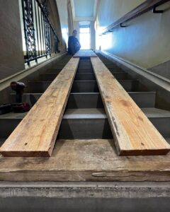 Moving this 400kg optical table down two flights of stairs in university listed building